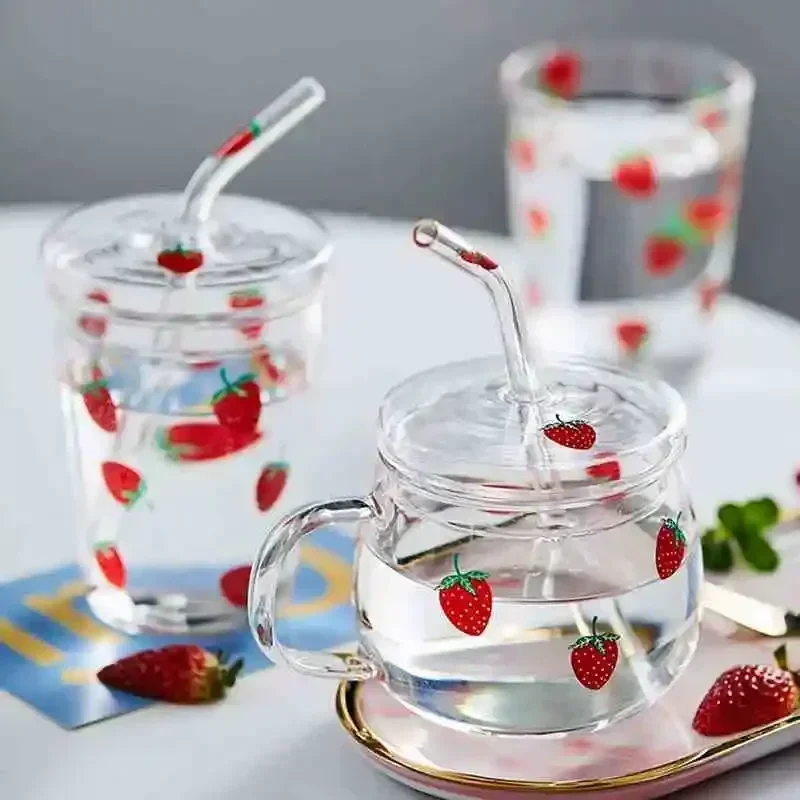 Kawaii Strawberry Glass Mug with Straw Creative High Temperature Resistance Clear Glass Water Cups Household Milk Juice Tumbler