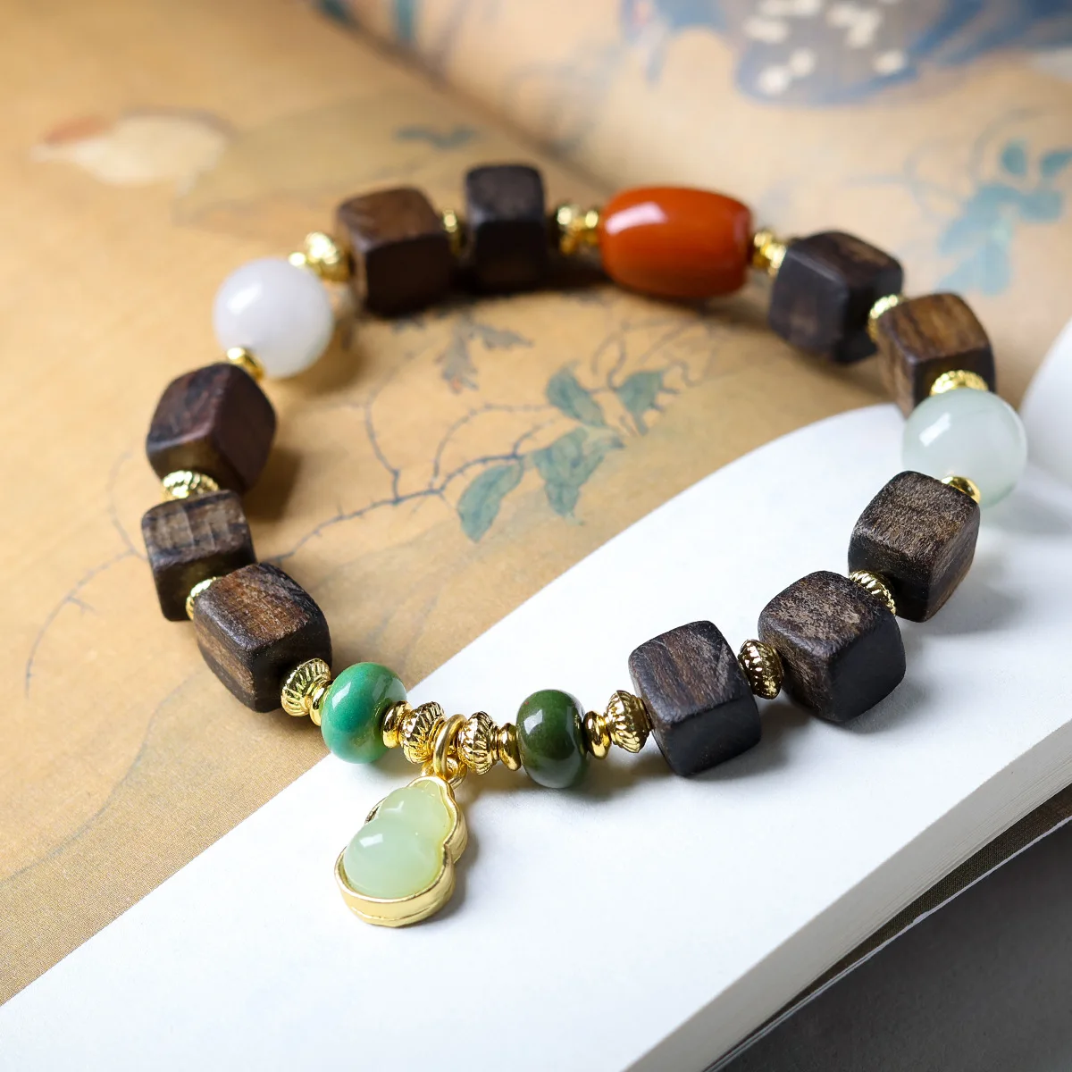 Original Design Chinese Style Bracelet: Tianshan Green & South Red Agate Gourd Pendant, Women's Gift