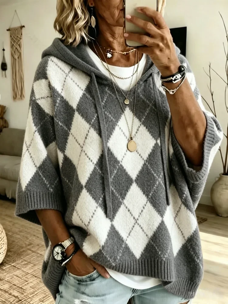 2026 European and American Plus-Size Women's High-End Elegant Loose Retro Diamond-Shaped Hooded Knitwear for Women
