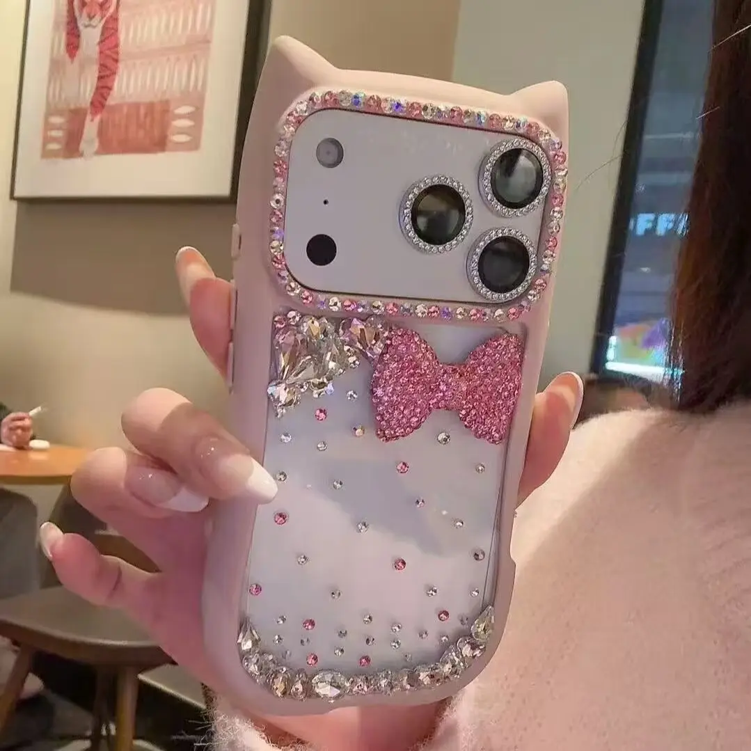 

Luxury Diamond Ear Phone Case For Iphone 17 Pro Max 16 15 Pro 14 Promax Cases Lear Cover With Cute Pink Jewellery Bow Stickers