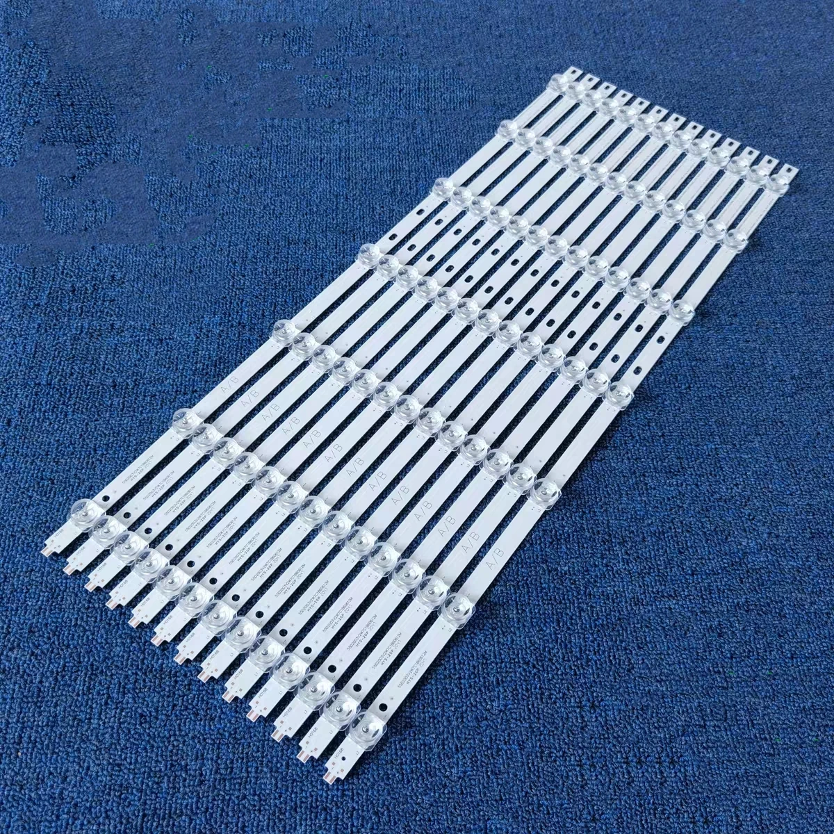 LED Arka Işık Şeridi SVS550AF3 SVS550AH3 LJ07-01256B_8LEDs_Rev0.2 BN96-01256B BN07-01468A LTI550HN11 LTI550HN12 LH55UDEBLBB/XF