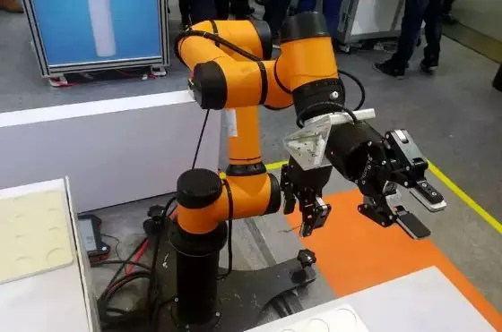 Collaborative Robot With AGV of AUBO With Mig Welding Robot and Low Price Cobot Robot