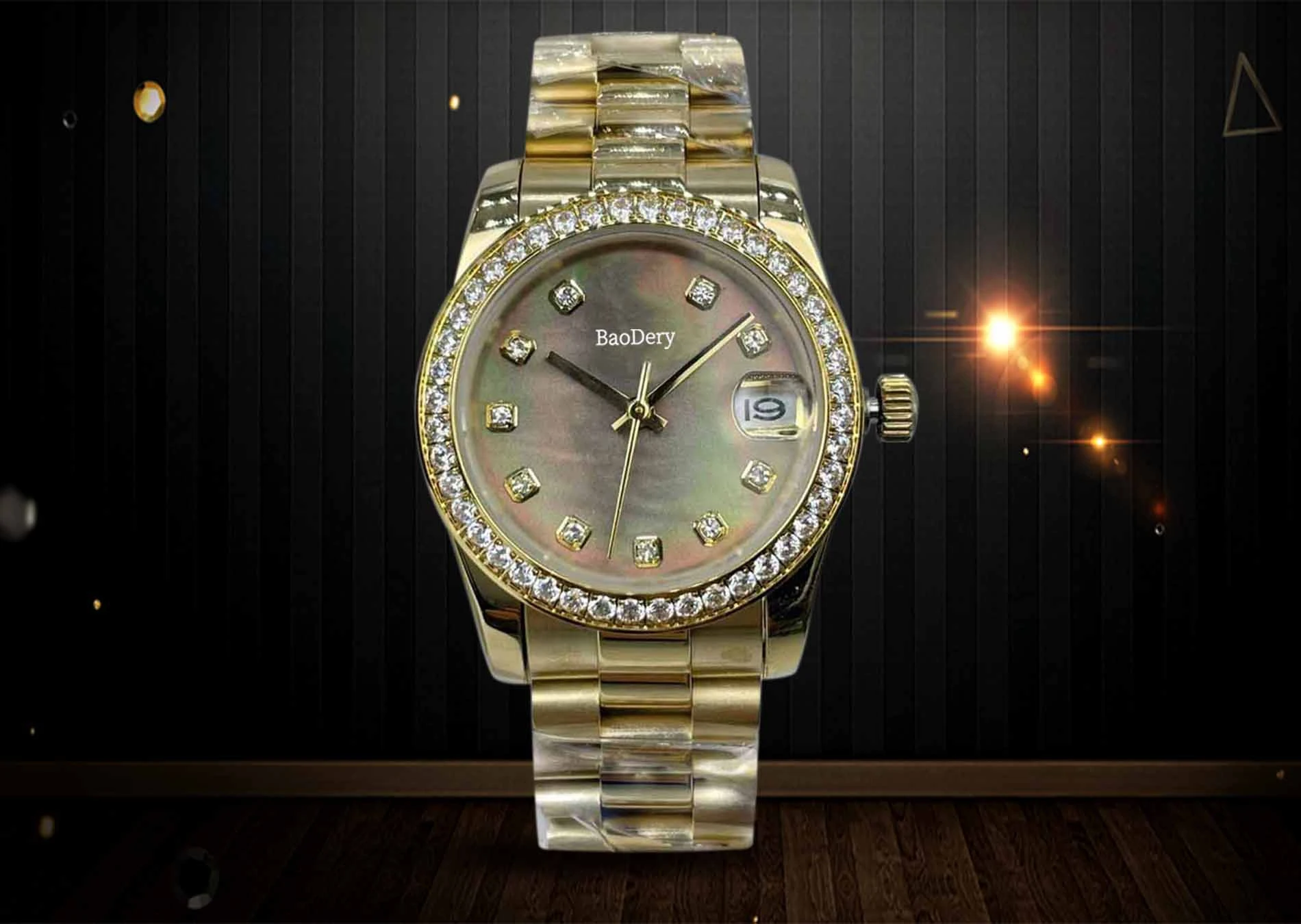 High-Quality 31mm Watch: Golden Bezel, Ice Blue Dial with 3D Roman Numerals & Gem Scale