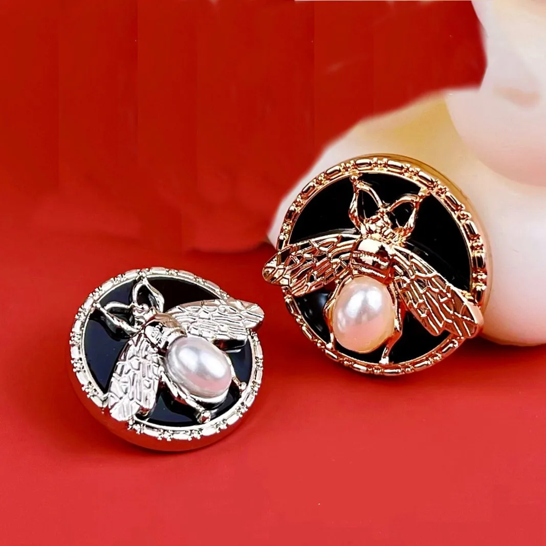 6PCS Three-dimensional Bee Small Metal Buttons DIY Luxcy Suit Jacket Embellish Large Pearl Buckle