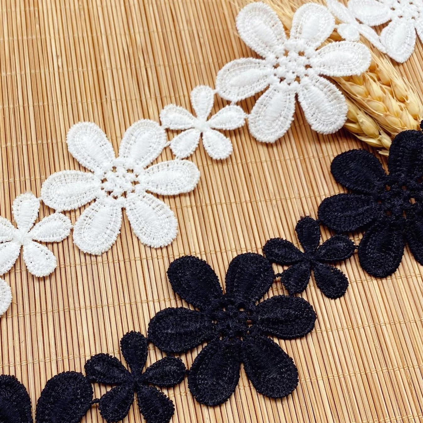 黒と白の花のレースのアクセサリー,幅5メートル,高品質の生地,刺crafts工芸品,5.4cm