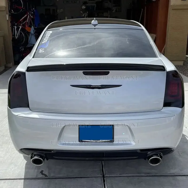 Dla Chrysler 300 300c 300s 2011-2018 Spoiler tylny wysokiej jakości ABS firmy błyszczące czarne włókno węglowe DIY kolor