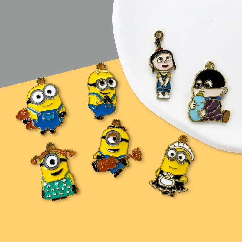 Akcesoria z kreskówek Minionki urocze akcesoria do majsterkowania, breloczek z kreskówek, zawieszka do torby, bransoletka z naszyjnikiem