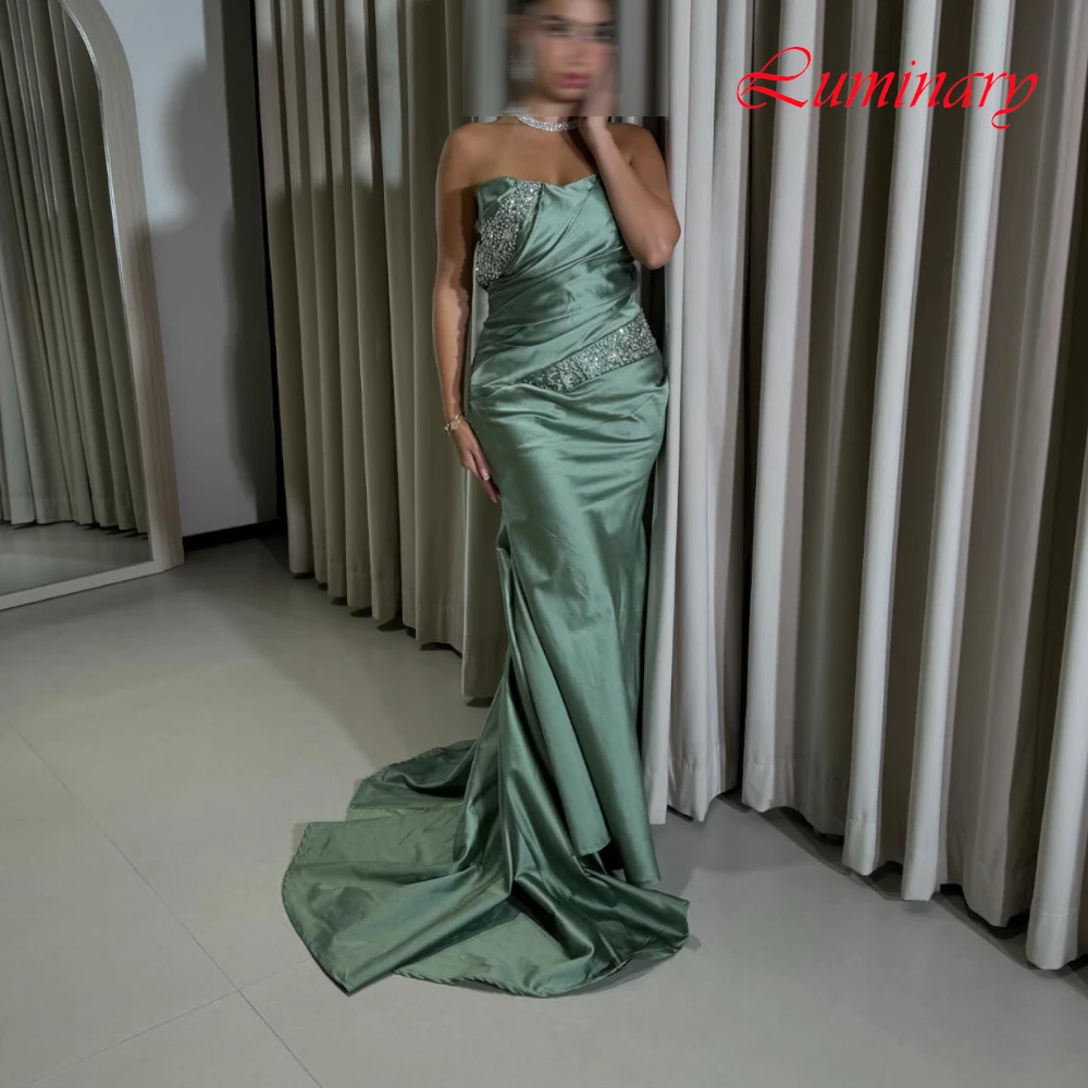 맞춤형 클래식 Strapless 새틴 이브닝 드레스 절묘한 크리스탈 댄스 파티 드레스 기질 스윕 기차 특별 행사 가운
