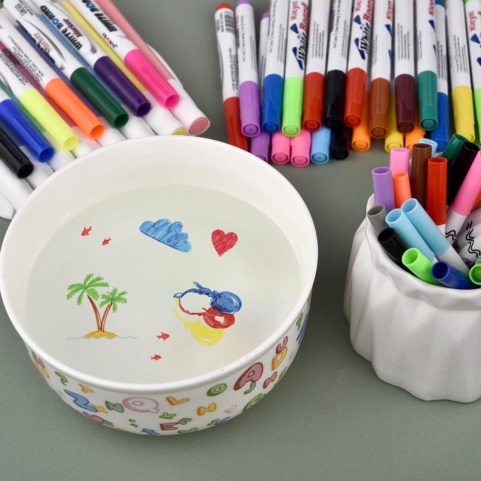 

Волшебная ручка для рисования водой, красочная ручка-маркер, плавающая чернильная ручка, водяные ручки для рисования, детские игрушки Монтессори для раннего образования