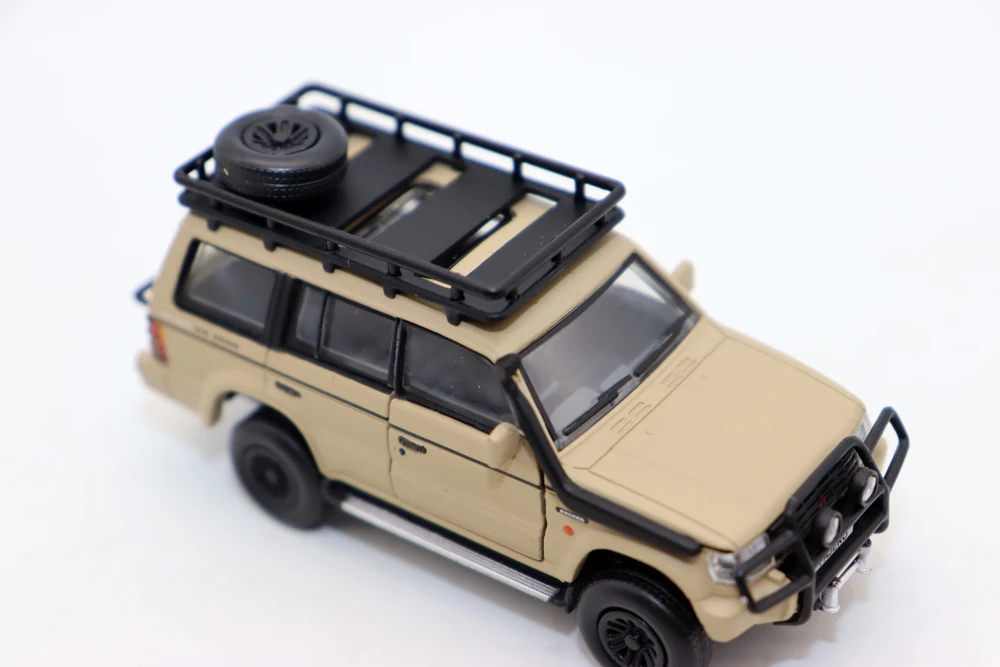 BM Creations 1:64  Pajero 2Gen Diecast Alloy Toy Cars Simulation Model For Collection gift