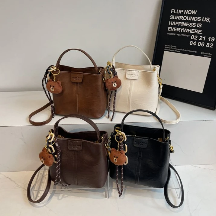 

Минималистичная дизайнерская вегетарианская сумка из искусственной кожи для женщин, модный квадратный кошелек среднего размера, сумка на плечо для девочек с датами, сумки для мобильных телефонов