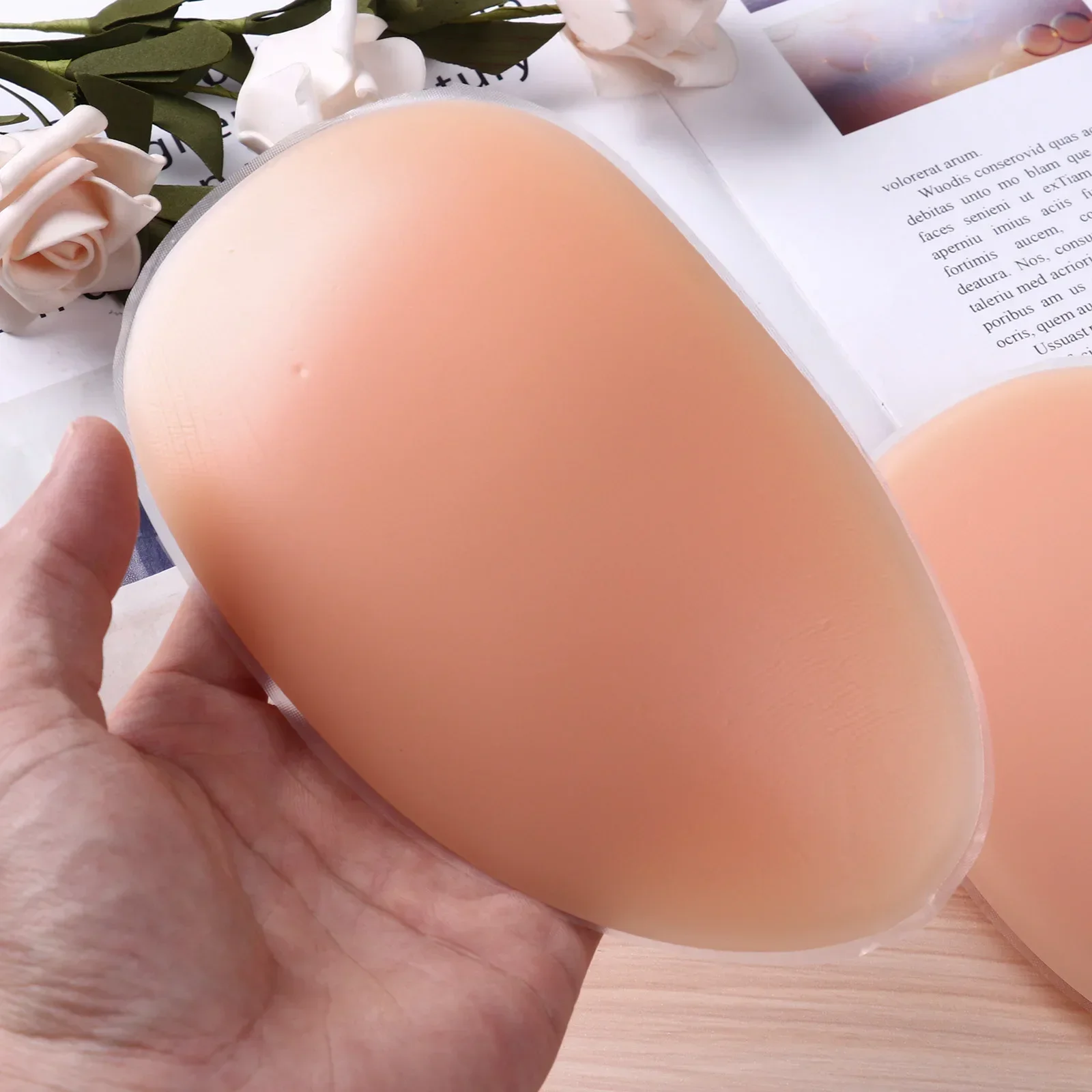 Silicone Pad Thickens Buttocks