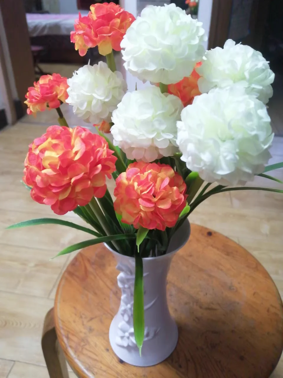 1 stücke 7-köpfe Künstliche Blume Simulation Hortensien Blume Zwiebel Ball Geformt Hochzeit Im Freien Hause Dekoration Fotografie Requisiten – Detail 5