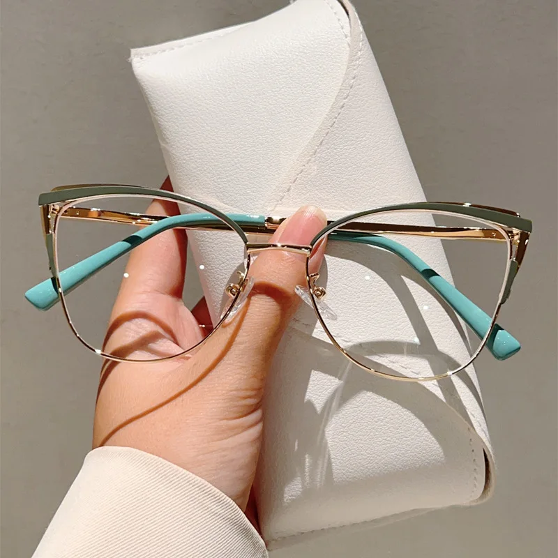 

Новые минималистичные металлические очки с защитой от синего света для женщин, модные очки в форме кошачьего глаза, деловые компьютерные очки