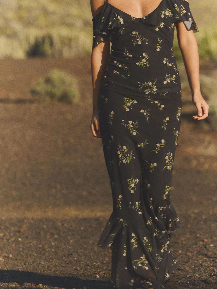 

Summer New Women's Thin Strap High Waist Straight Collar Top And Skirt Set Faionable Two-Piece Ensemble for Ladies