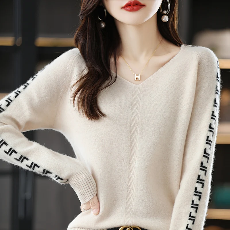 Pure Wool Sweater Women\'s V-Neck Stitching Long-Sleeved Top Autumn Winter Warm Commuter Pullover Loose Knitted Cashmere Sweater