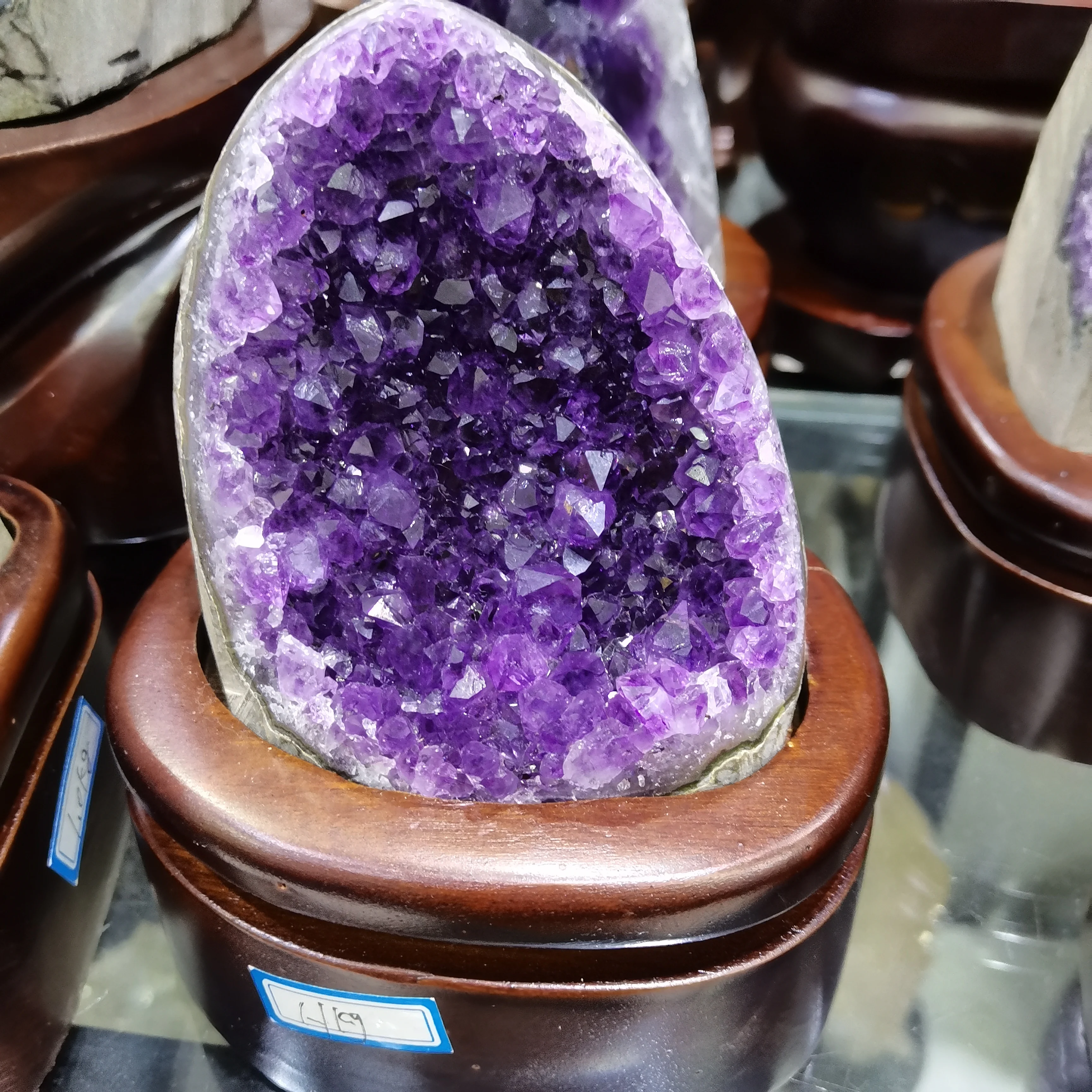 ( have The Base) Natural Amethyst Geode Quartz Cluster Crystal Specimen Energy Healing Home Office Aquarium Decoration Gift