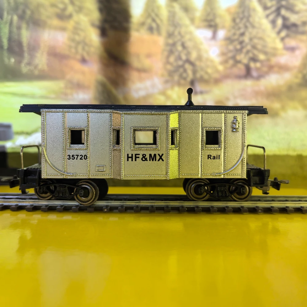 รถไฟของเล่น HO Type 1:87 แบบรถหัวลาก ตัวถังโลหะ ล้อโลหะ พร้อมหัวเกี่ยวแบบยุโรป ของเล่นรถไฟจำลอง ตกแต่งโต๊ะทำงาน ของเล่นเด็กผู้ชาย ของขวัญ