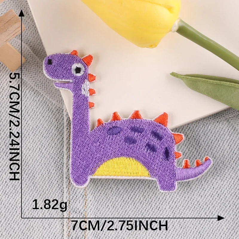 1 Pcs Cute Dinosaur Embroiled Fabric Patch Self-adhesive Cloth Bag DIY Clothing Shoes and Hats Fusible Embroidered Patches