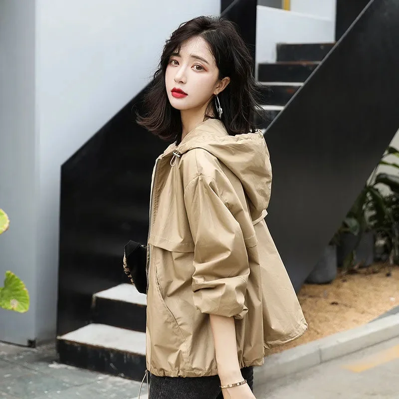 

Korean Female Hooded Windbreaker Coat Spring Autumn Women Short Trench Jacket Ladies Solid Color Versatile Lined Outerwear