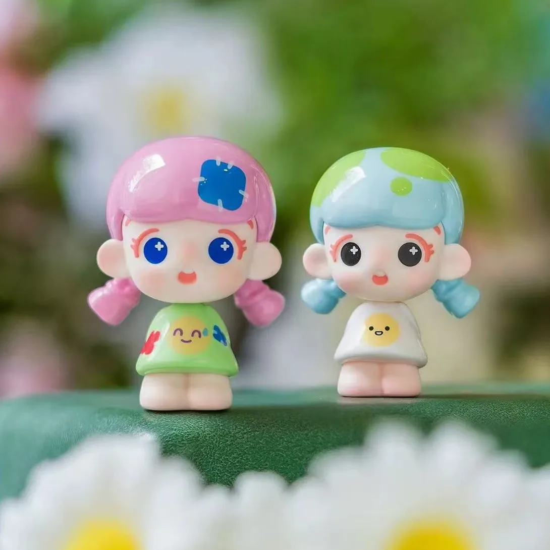 2PCS Genuine Random Cute Mini Girl Figures PVC Collectible Cartoon Figurines DIY Home Desktop Ornament Surprise Gift Toy