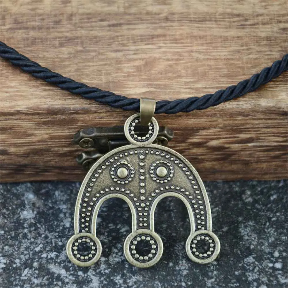 Nostalgia Ancient Slavic Lunula Moravia Lunitsa Womens Pendants Necklaces Viking Talisman Amulet Jewlrey