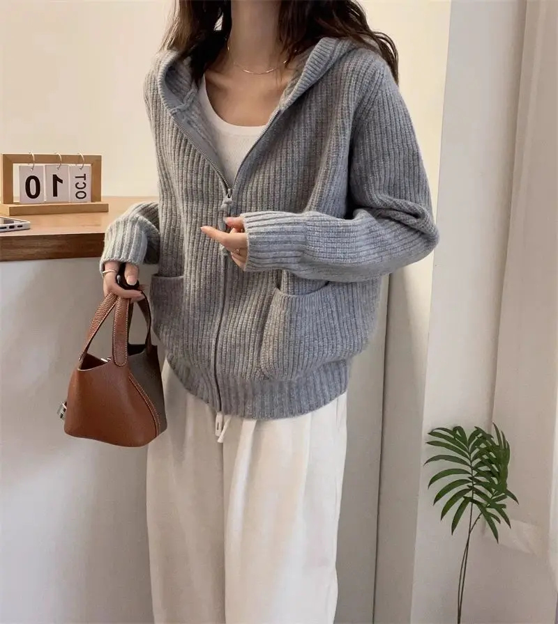 FRSEUCAG  Loose casual 100% wool knitted cardigan women\'s hooded sweater short long sleeved women\'s wool sweater hot selling