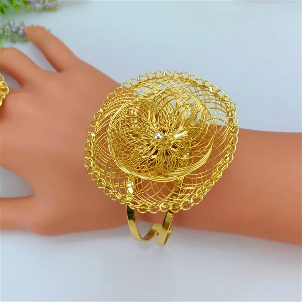 EMMA مجموعة مجوهرات كبيرة برازيلية مطلية بالذهب زهرة مستديرة قلادة قلادة أقراط سوار خاتم امرأة فاخرة مجوهرات يدوية الصنع