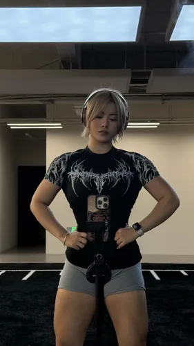 Camiseta deportiva de otoño para hombres jóvenes, manga corta, secado por compresión, estampado gráfico rápido, Ideal para Fitness, correr, Yoga y gimnasio