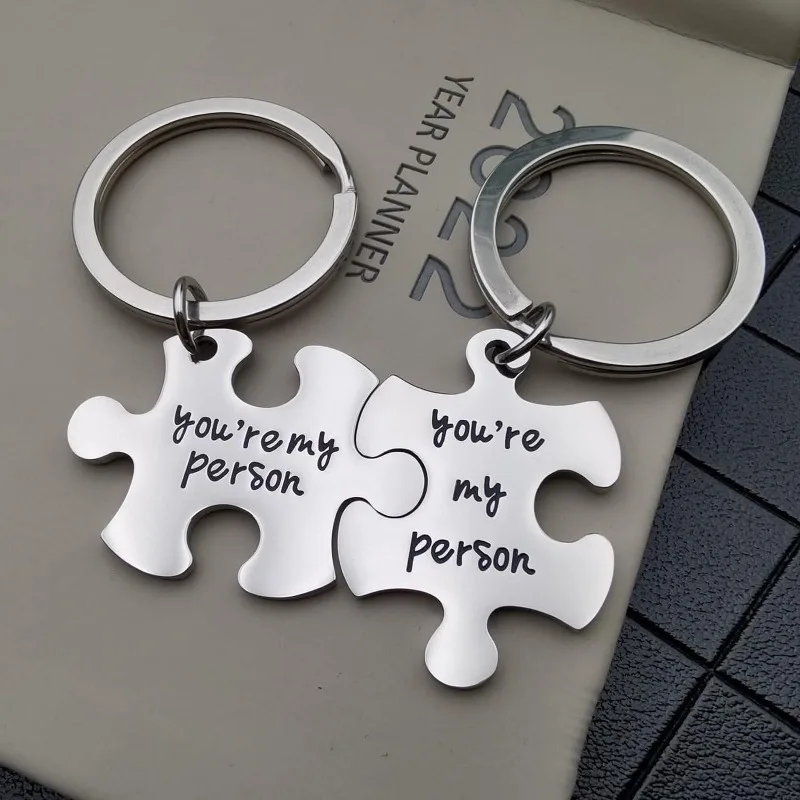 2pcs Stainless Steel Puzzle Piece Keychains for Couples - "You're My Person" Engraved, Perfect Gift for Him and Her, Ideal for Boyfriend and Girlfriend