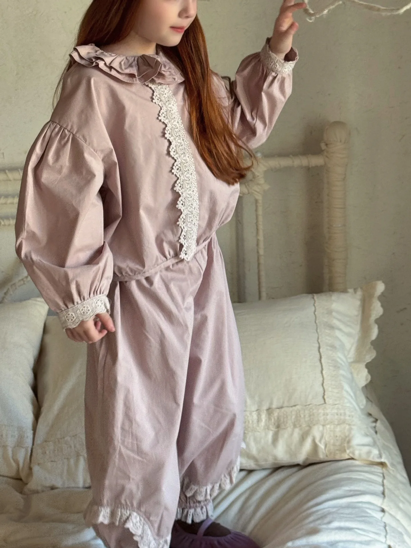 

2025 Autumn New Children's Set Kids Girls Thickened Cotton Cloth Two Piece Set Retro Lace Top and Pants Outfit Set