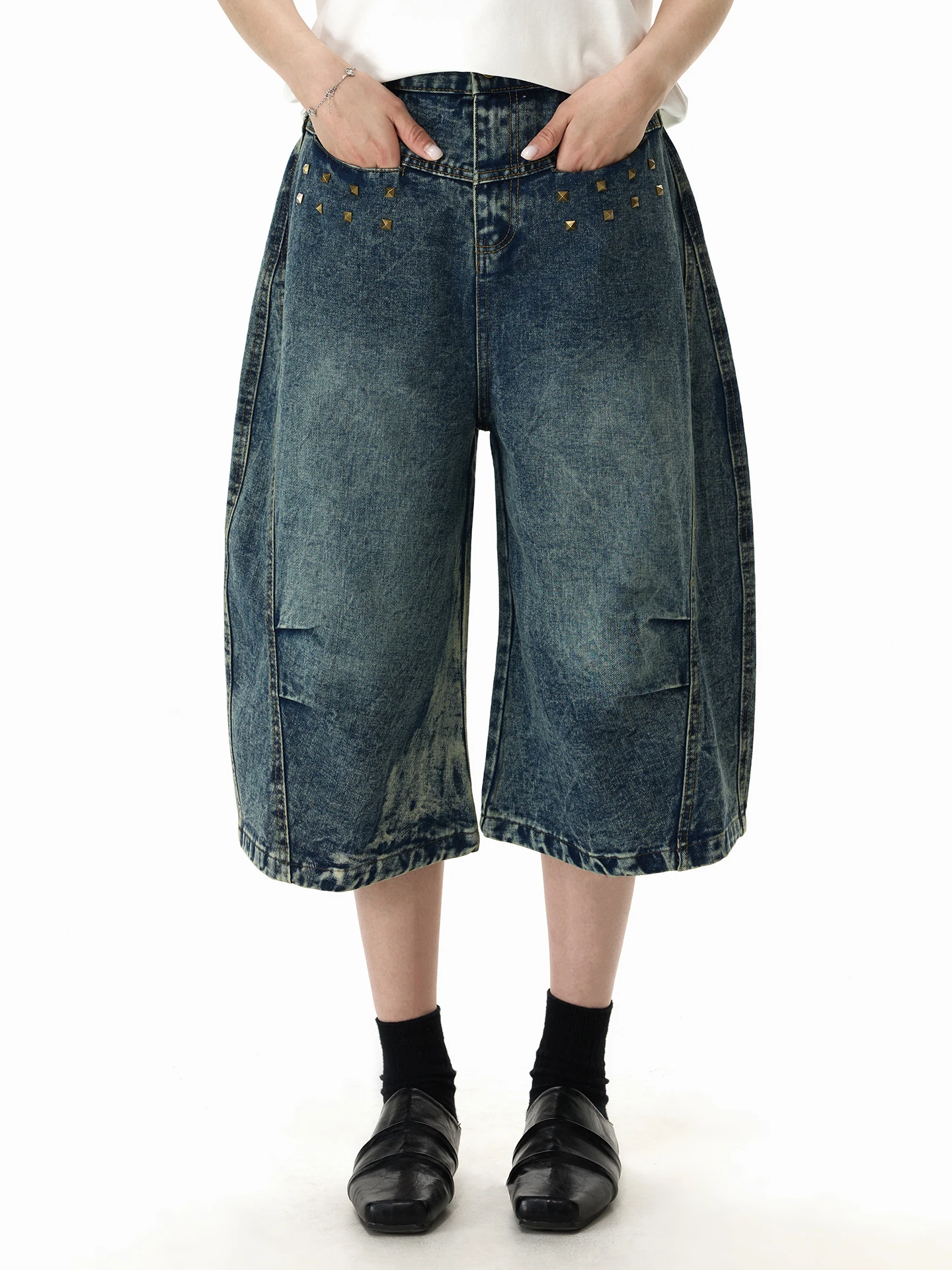 

Talk Later American Style Pleated Rivet Knife Jeans Denim Seven-Five Pants Unisex Design Wide Leg Mid-Pants Shorts Summer