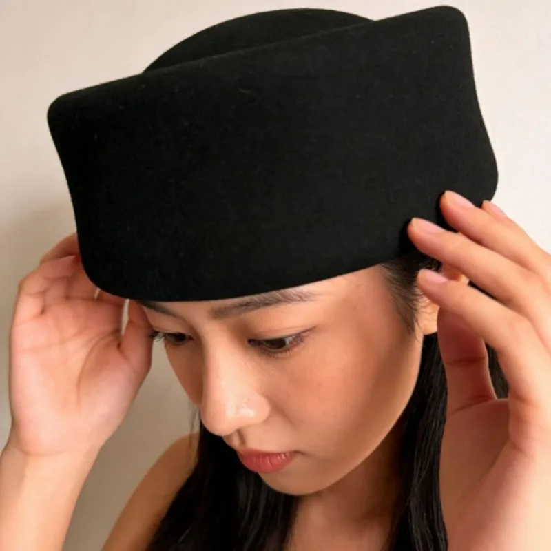 British Style Wool Felt Hat Vintage Round Crown Cap for Women Men Classic Retro Hat for Party Wedding Photoshoot Stewardess Caps