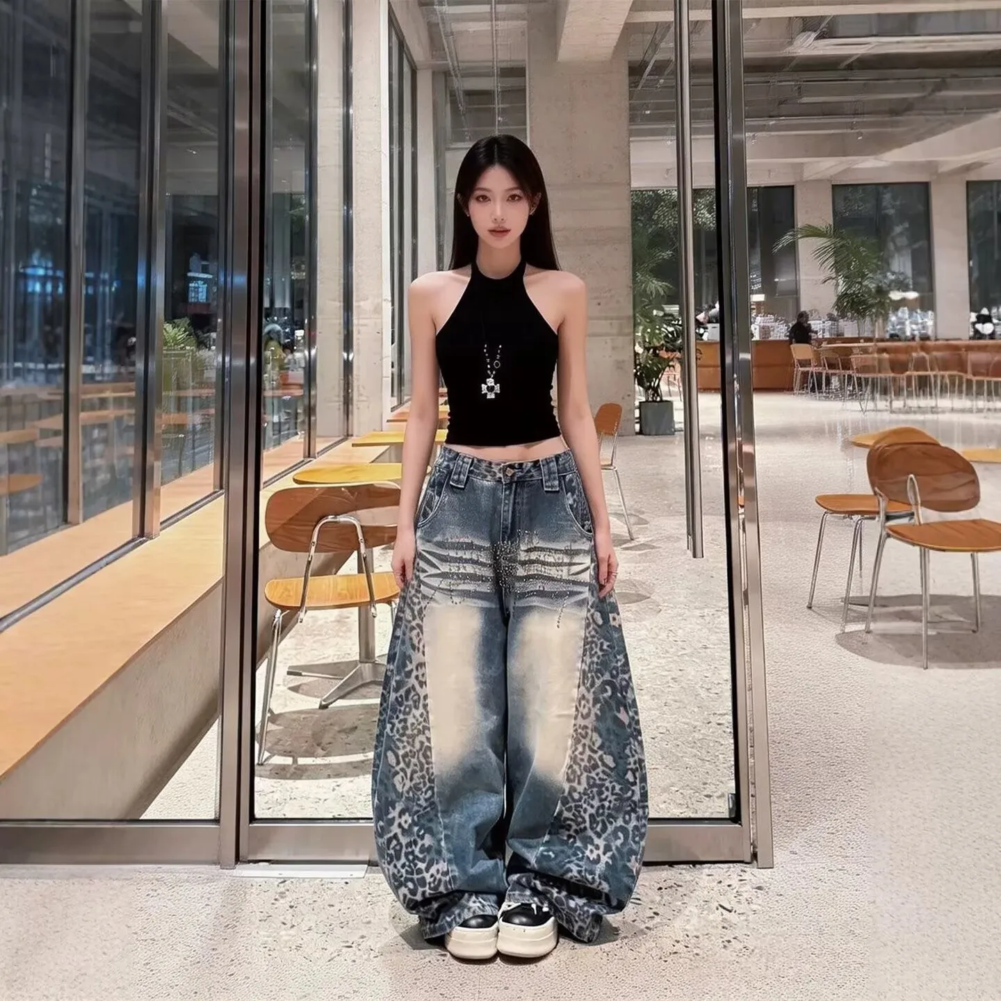 Wide Leg Washed Finish Jeans Loose Fit Minimalist Commute with Ol Commute Whiskering No Stretch Distressed Casual Women Jeans