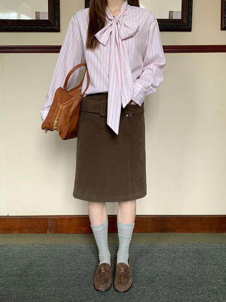 

Женская осенняя новая уличная одежда 202, сексуальная тонкая замшевая юбка трапециевидной формы, корейская версия, однотонная юбка средней длины с высокой талией