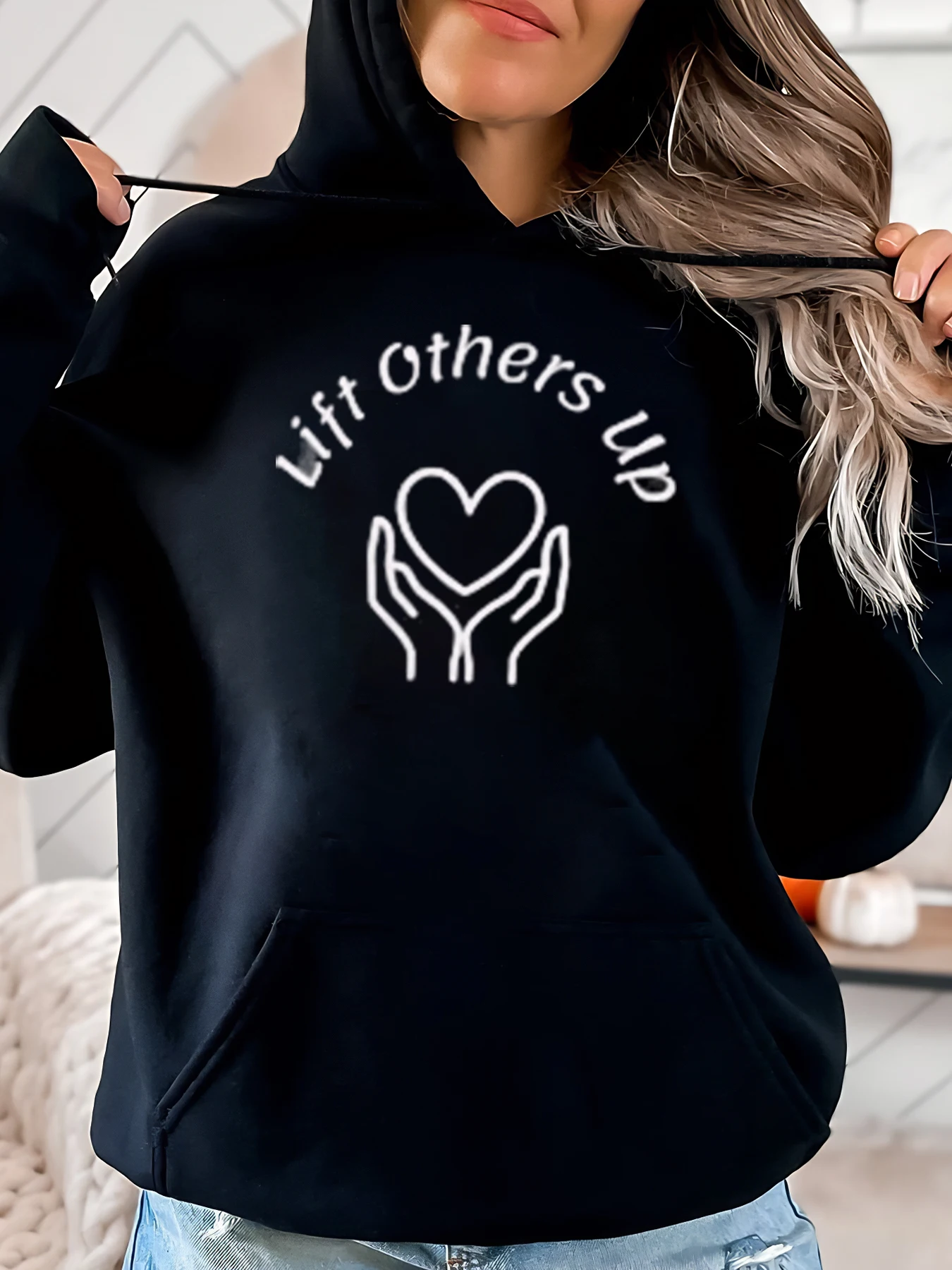 

Lift Other up Heart Hands Толстовка с принтом Хэллоуин Женская повседневная одежда Черный Большие размеры