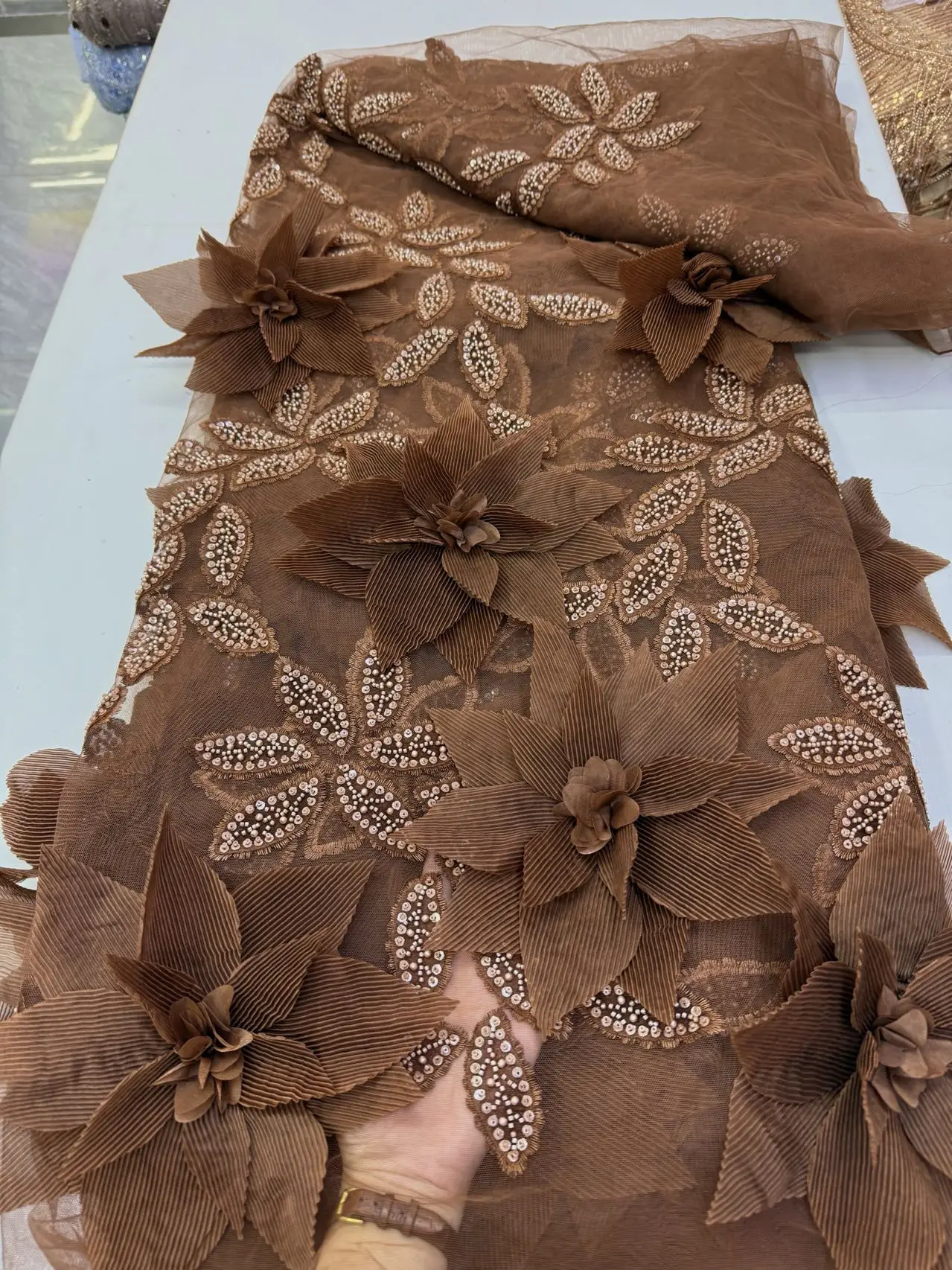 Top Grade Handcut African Nigeria High-Quality Sequins Embroidery Tulle Lace Fabric Guipure Dress Beads Stone for Wedding JY540