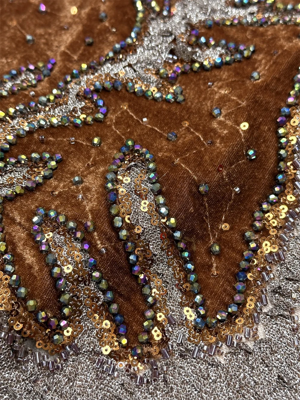 2026 High-Quality Skin Friendly African Nigerian Lace Fabric for Sewing Velvet Sequins Embroidered Guipure Party Dress