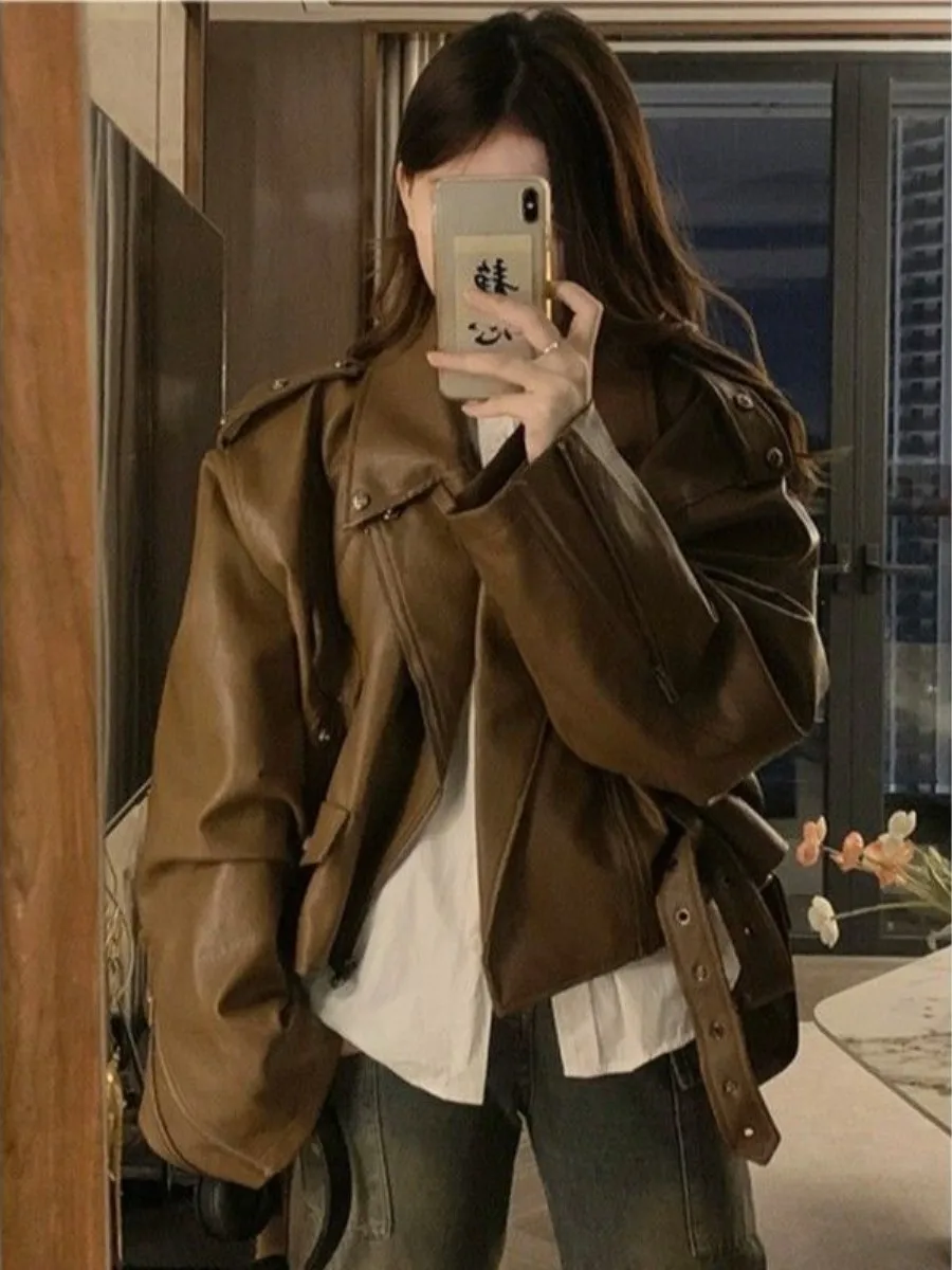 

Brown Heavy Duty Motorcycle PU Leather Jacket Short Health Ring Vintage Hong Kong Style Loose Fit Biker Coat Protective Knees