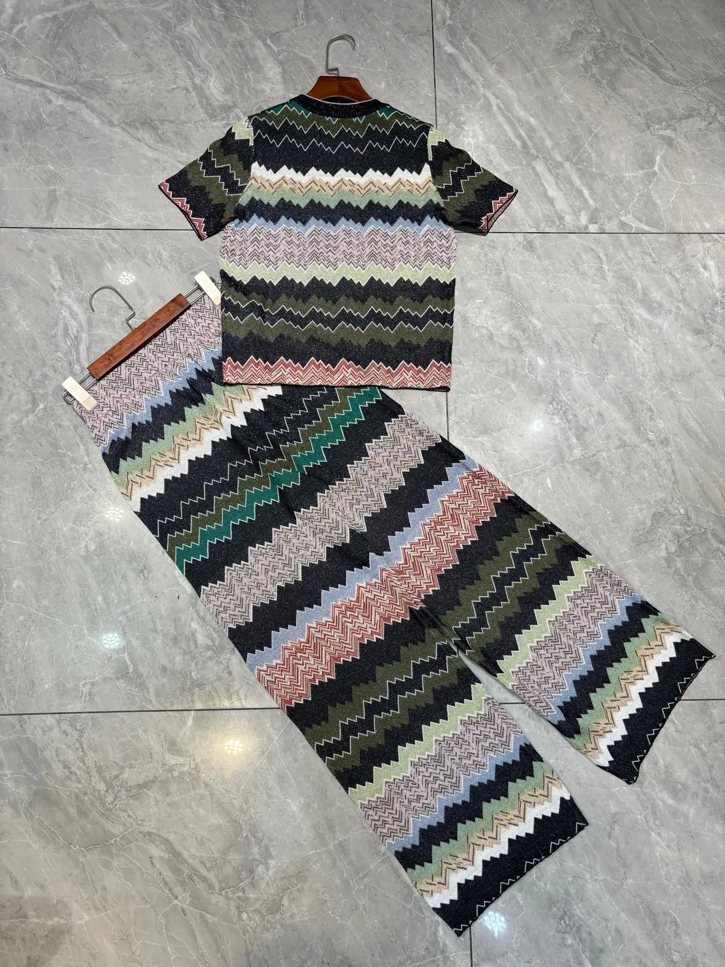 Fold Zigzag Wave Knit Two Piece Women Short Sleeve Top Wide Leg Pants Elegant Casual Streetwear Elastic Waist Fashion Hot Sale view 4