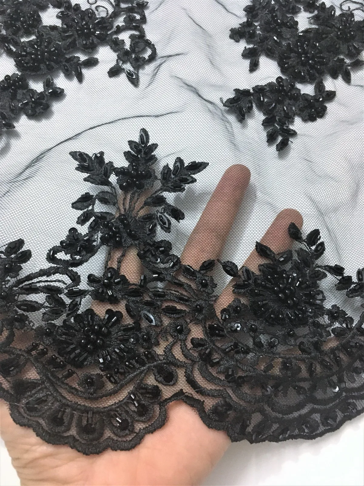 Luxury Handmade Beaded Applique Bridal Lace Fabric Silver Embroidery Flowers and Leaves Sequins High-end Dress Fabric Lace LW013