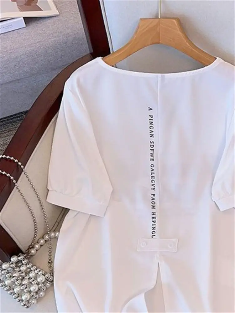 plus Size Women's Loose Short Sleeve T-Shirt V-Neck Korean Style Summer 2024 New Slimming Meat Covering Casual Top Women