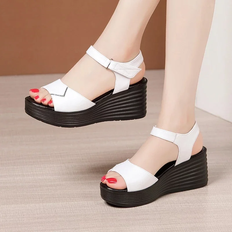 BEYARNE Summer Leather Casual Beach Shoes  Comfortable High Heels Sandals Women Platform Wedges Sandals Office White