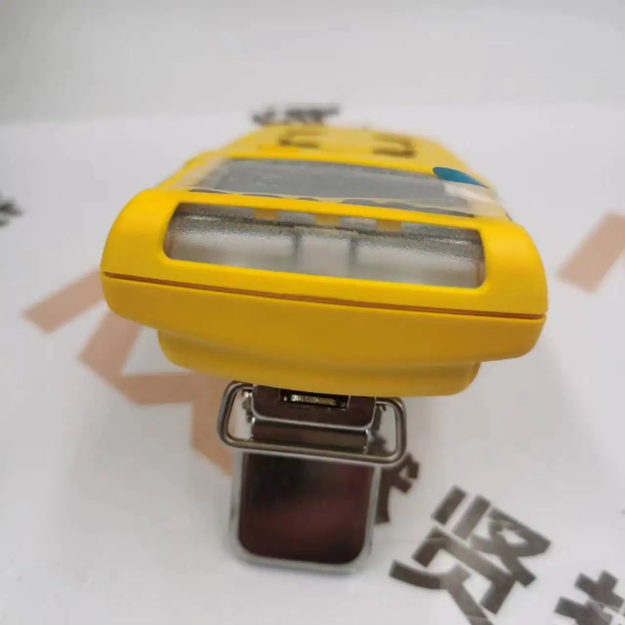 2025 هانيويل هانيويل-BW-MicroClip-XL أربعة كاشف غاز محمول