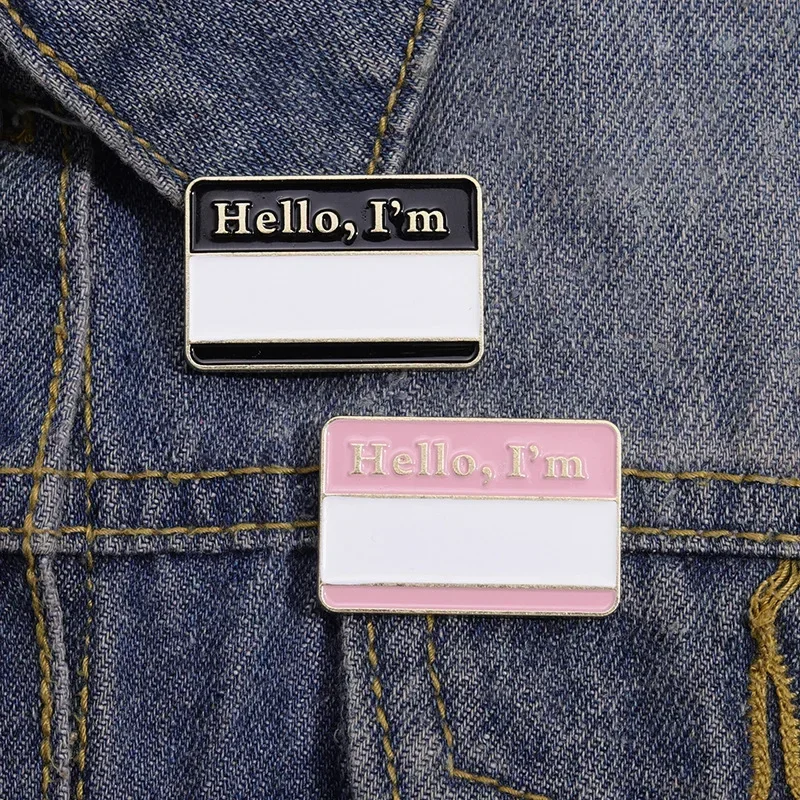 Creative New Product Letter Metal Nameplate Brooch Personalized Self Introduction English Alloy Badge Brooches for Women Luxury