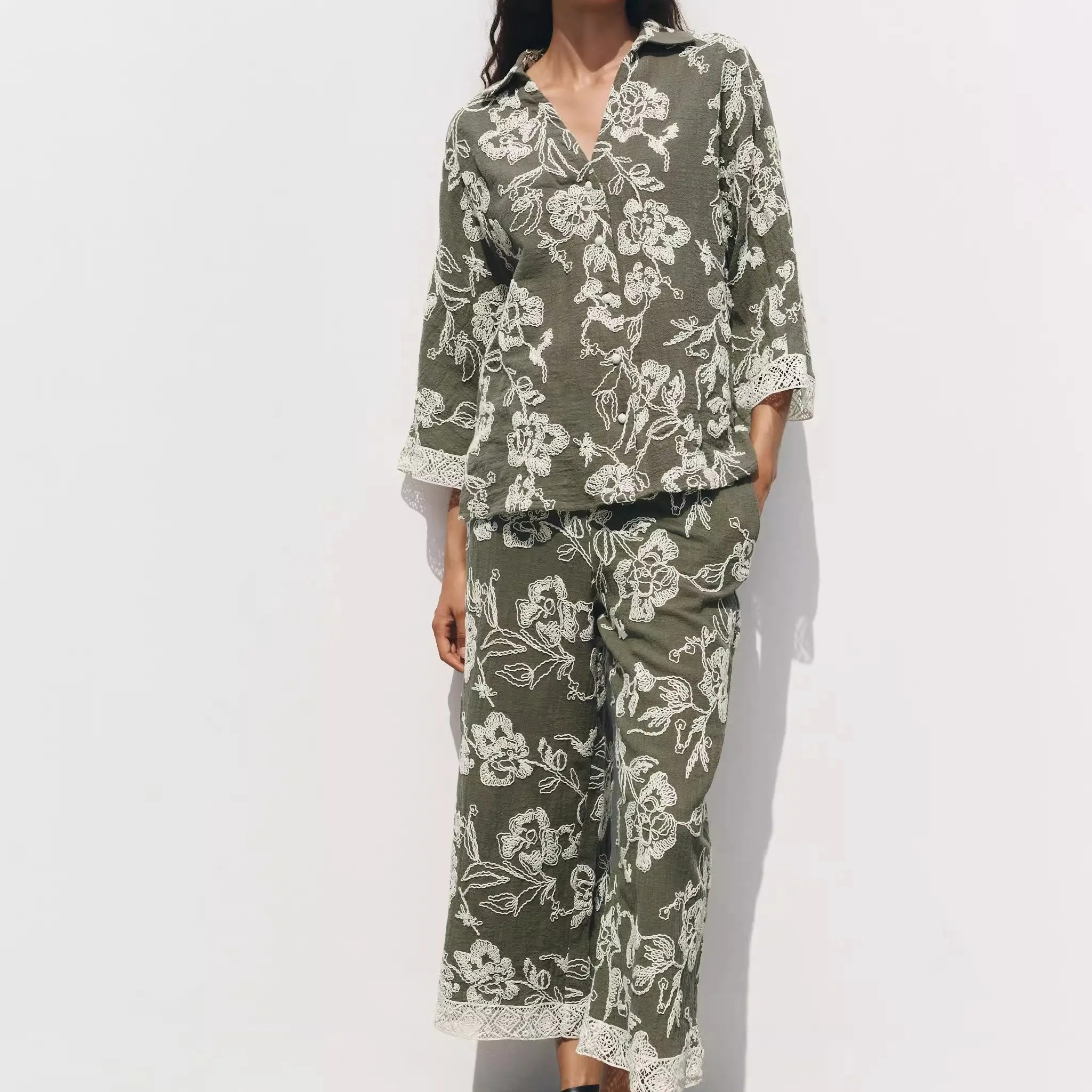 

Новые летние женские брюки с вышивкой и кружевными манжетами, воротником-стойкой и застежкой на пуговицы, свободный крой, длина Seven Sve