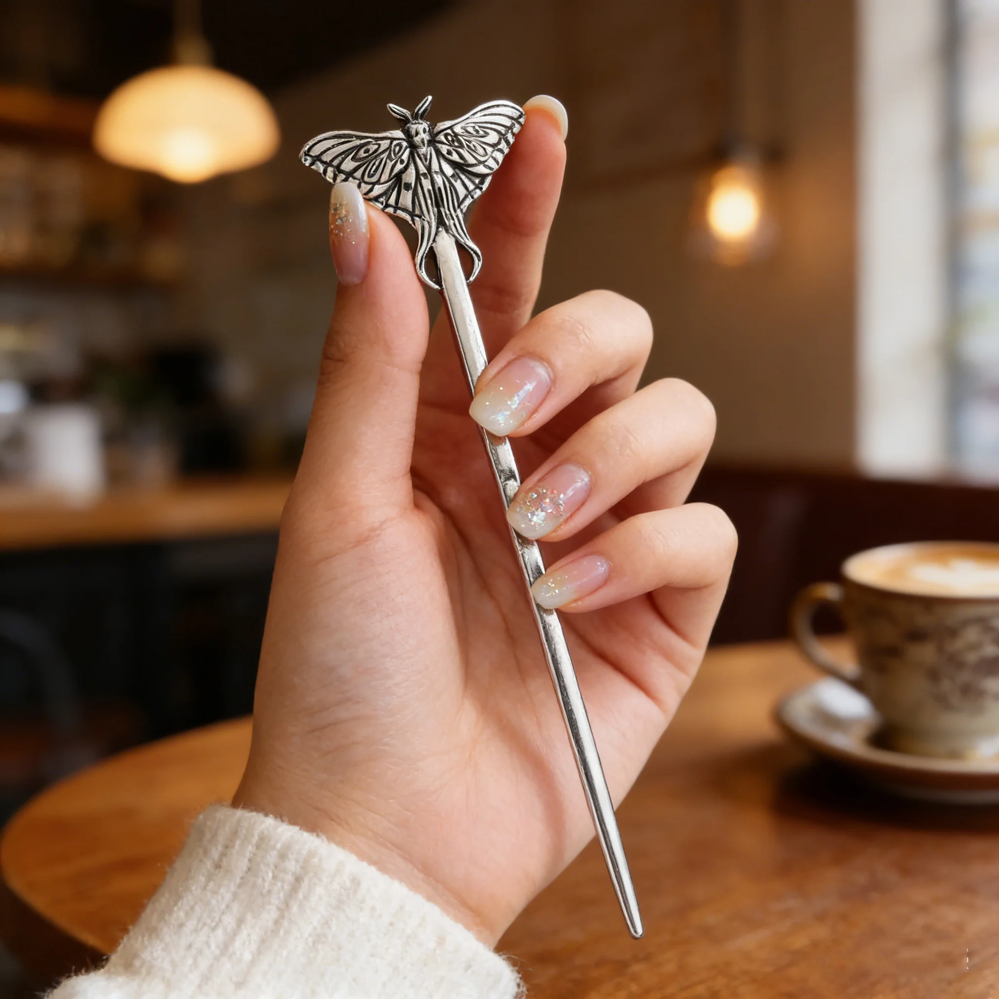 Punk Gothic Hip Hop Style Moth Alloy Hair Clip Party Role Playing Fashionable Hair Clip New Chinese Makeup Hair Accessories