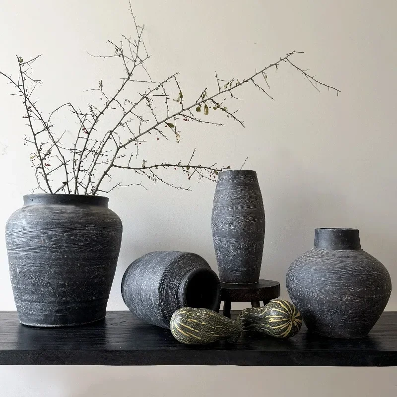 Wabi Sansan antique big-bellied vase with ear clay clay pot floor-to-ceiling vase coarse pottery flower ware homestay decoration