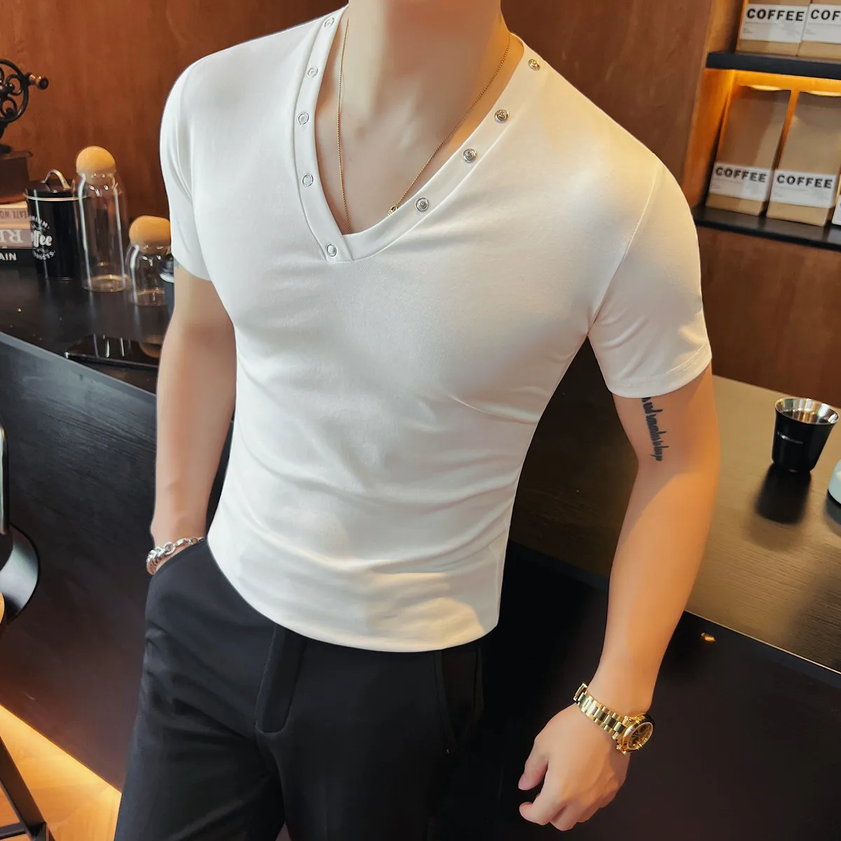 Rivet High-Stretch Knitwear T Shirt For Men V-Neck Short Sleeved Summer New Quality Cotton Elastane Slim Fit Camisetas De Hombre