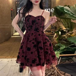 Summer Trend Sexy Printing Sling Vintage Dress Femme Lively Floral Slim Mini Dress Odzież damska Koreańska plisowana sukienka księżniczki